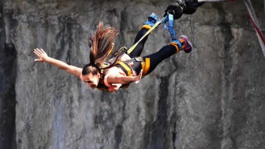 bungee-jumping-kanatal-heights