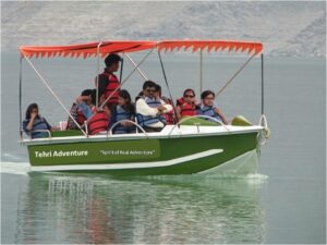 Boat Ride at Tehri Dam - kanatal heights