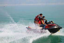 Jet Ski at Tehri Dam |kanatal heights