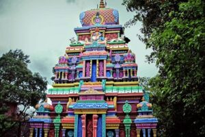 Places-to-Visit-in-Rishikesh-neelkanth-mahadev-temple-kanatal-heights